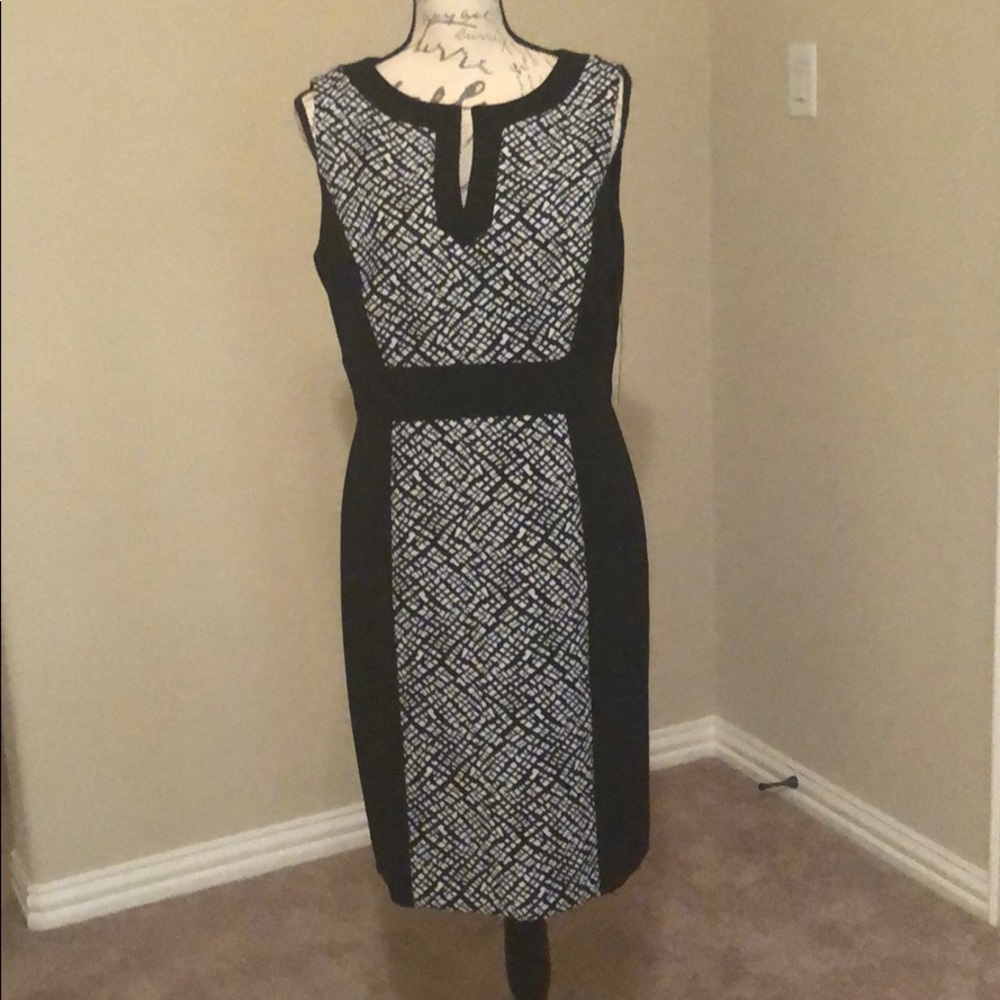 TAHARI Arthur S. Levine Dress